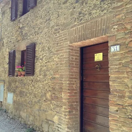 Apartment La Casa Dei Colori *